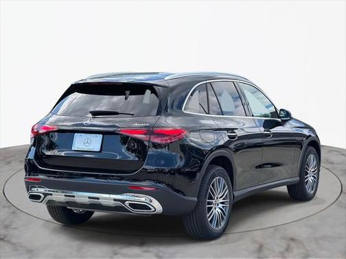 2025 Mercedes-Benz GLC 300 4MATIC