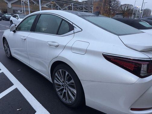 2021 Lexus ES 350 Base