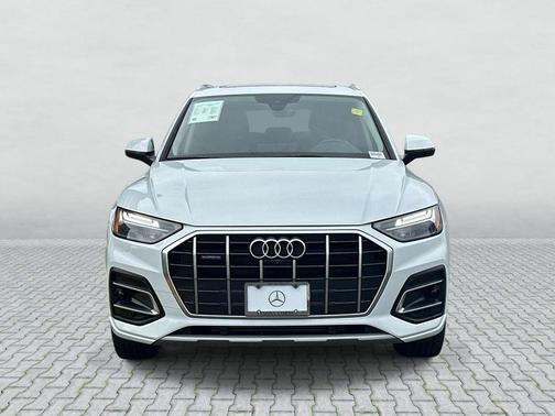 Glacier White Metallic 2021 Audi Q5 45 Premium Plus