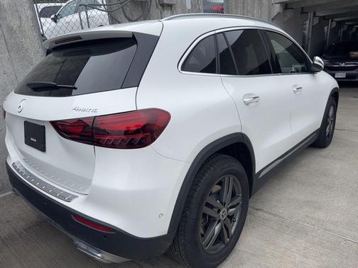 2025 Mercedes-Benz GLA 250 4MATIC