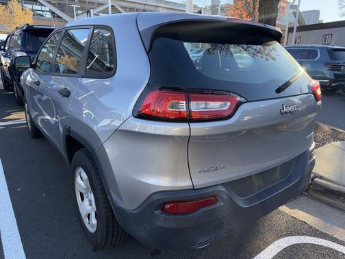 2014 Jeep Cherokee Sport