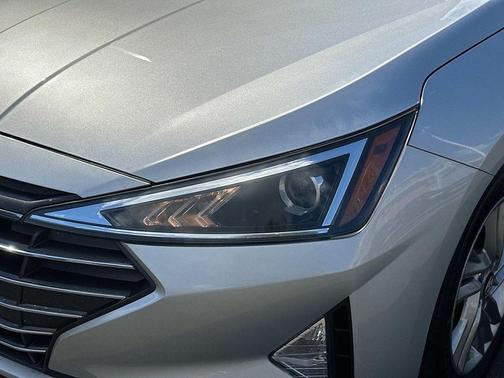 2019 Hyundai ELANTRA Value Edition