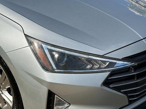 2019 Hyundai ELANTRA Value Edition