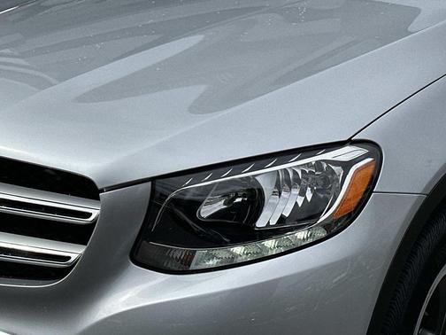 2017 Mercedes-Benz GLC 300 4MATIC