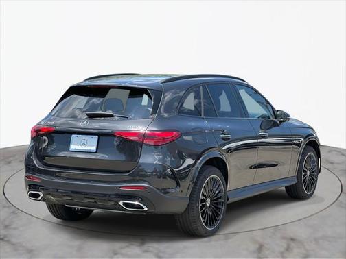 2025 Mercedes-Benz GLC 300 4MATIC