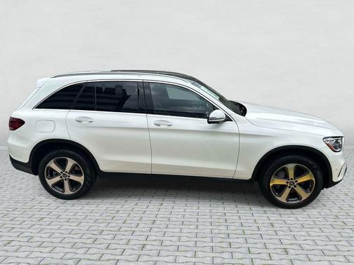 Polar White 2022 Mercedes-Benz GLC 300 4MATIC