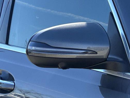 2023 Mercedes-Benz GLB 250 4MATIC