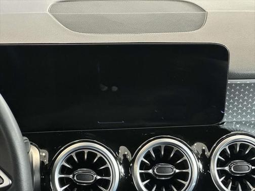 2024 Mercedes-Benz GLB 250 4MATIC