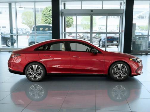 MANUFAKTUR Patagonia Red Metallic 2027 Mercedes-Benz CLA 220 Hybrid CLA 220 Hybrid