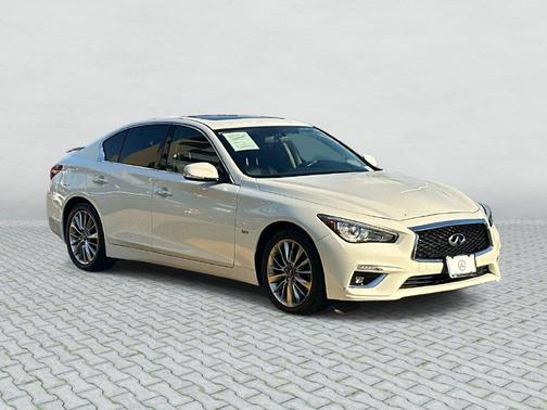Pure White 2018 INFINITI Q50 3.0t LUXE