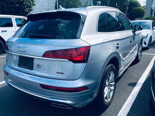 2023 Audi Q5 45 S line Premium