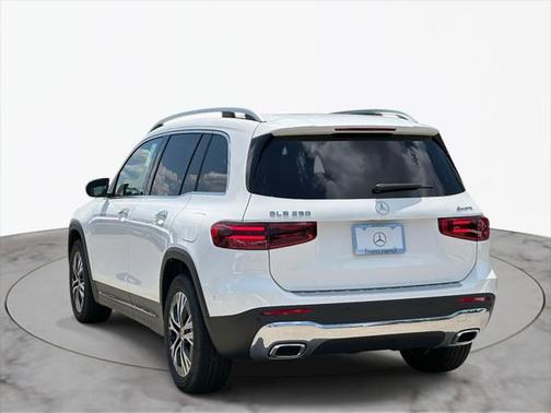 2025 Mercedes-Benz GLB 250 4MATIC