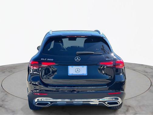 2026 Mercedes-Benz GLC 300 4MATIC