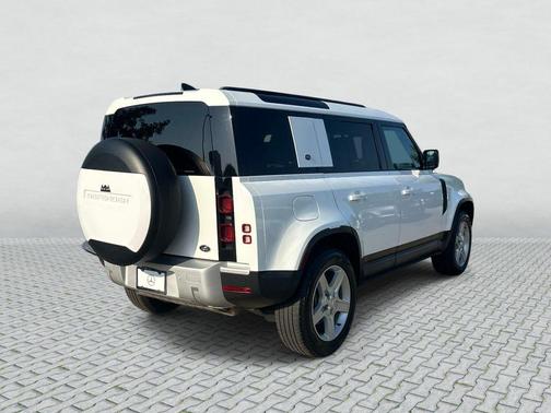 Fuji White 2023 Land Rover Defender 110 SE