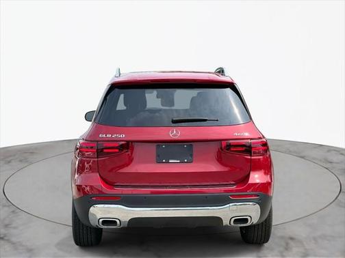 2025 Mercedes-Benz GLB 250 4MATIC