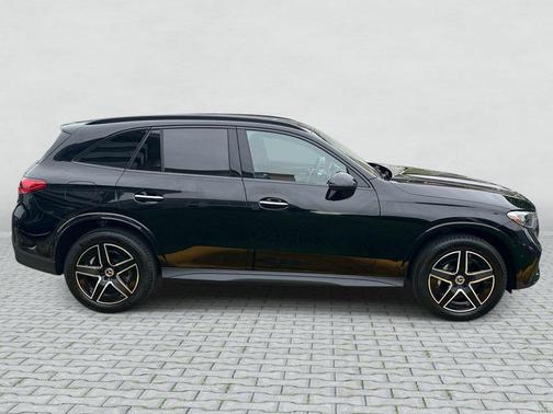 Black 2026 Mercedes-Benz GLC 300 4MATIC