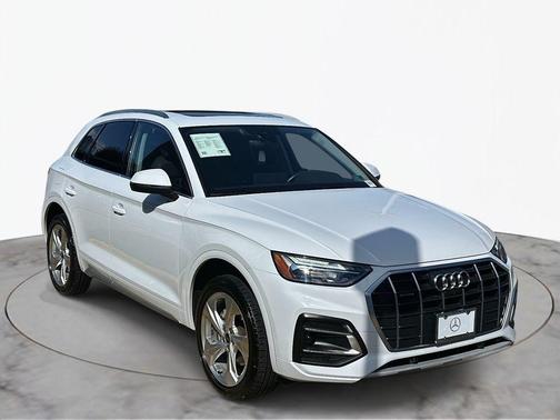 2021 Audi Q5 45 Premium Plus