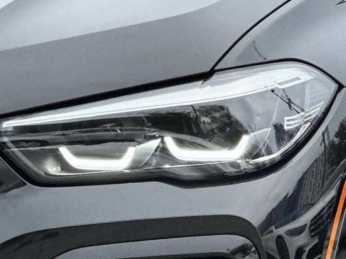 2023 BMW X6 xDrive40i