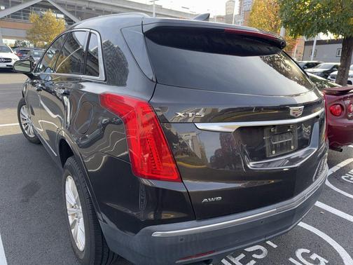 2018 Cadillac XT5 Base