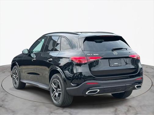 2025 Mercedes-Benz GLC 300 4MATIC