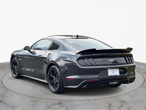 2022 Ford Mustang EcoBoost