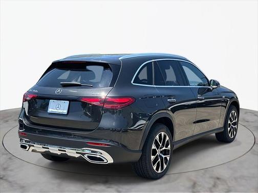 2025 Mercedes-Benz GLC 350e Base