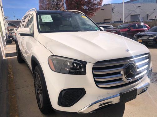 2024 Mercedes-Benz GLS 450 4MATIC