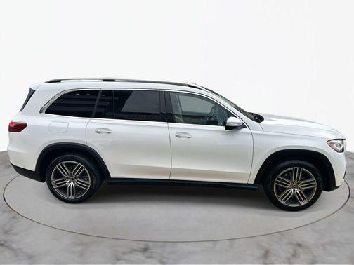 2024 Mercedes-Benz GLS 450 4MATIC