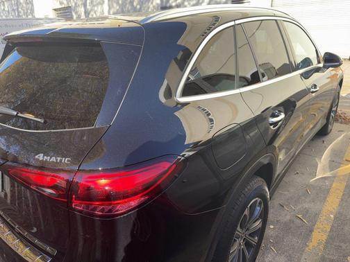 2025 Mercedes-Benz GLC 300 4MATIC