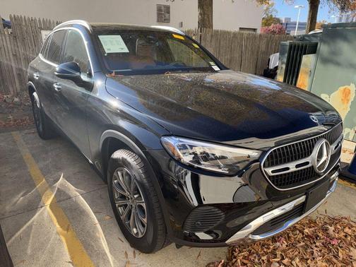 2025 Mercedes-Benz GLC 300 4MATIC