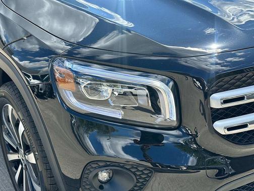 2021 Mercedes-Benz GLB 250 Base