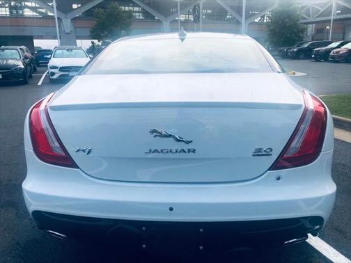 2019 Jaguar XJ R-Sport