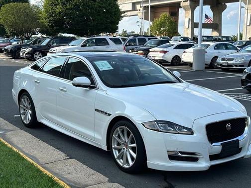 2019 Jaguar XJ R-Sport