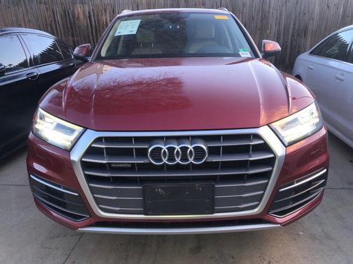 2019 Audi Q5 2.0T Premium Plus