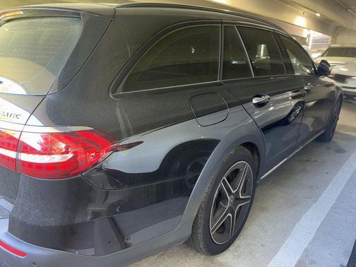 Obsidian Black Metallic 2023 Mercedes-Benz E-Class E 450 4MATIC All-Terrain