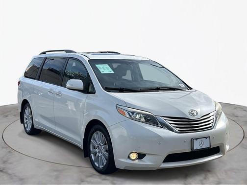 2017 Toyota Sienna Limited Premium