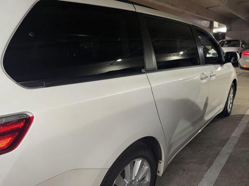 2017 Toyota Sienna Limited Premium