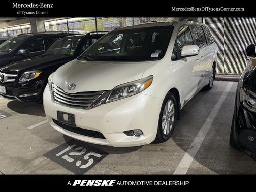 2017 Toyota Sienna Limited Premium