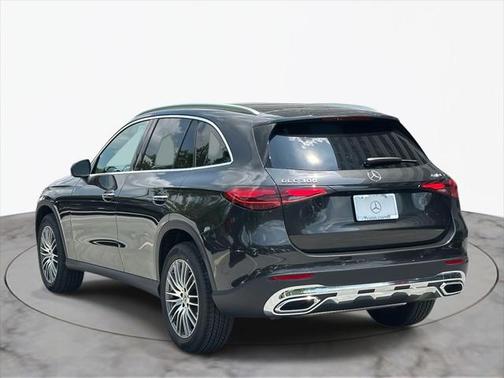 2025 Mercedes-Benz GLC 300 4MATIC