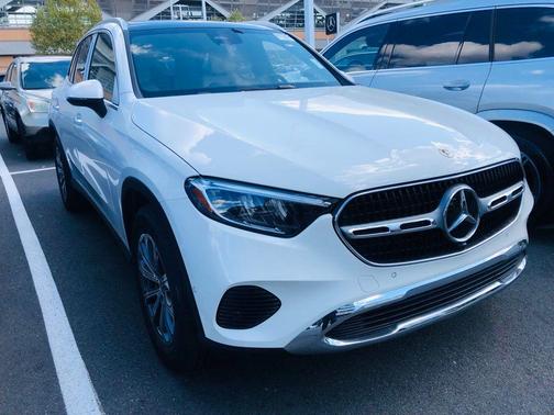 2025 Mercedes-Benz GLC 300 4MATIC