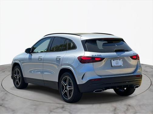 2025 Mercedes-Benz GLA 250 4MATIC