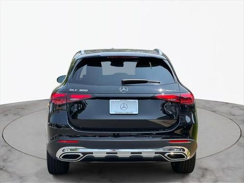 2025 Mercedes-Benz GLC 300 4MATIC