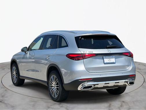2025 Mercedes-Benz GLC 300 4MATIC