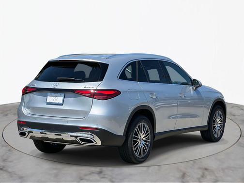 2025 Mercedes-Benz GLC 300 4MATIC