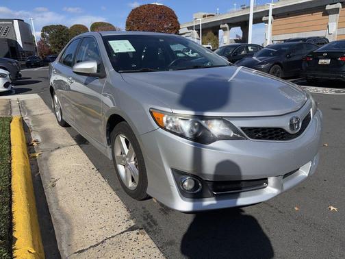 2014 Toyota Camry SE Sport