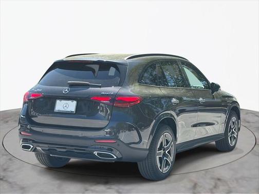 2025 Mercedes-Benz GLC 300 4MATIC