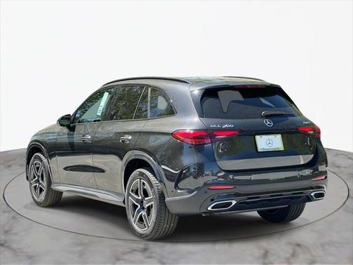 2025 Mercedes-Benz GLC 300 4MATIC