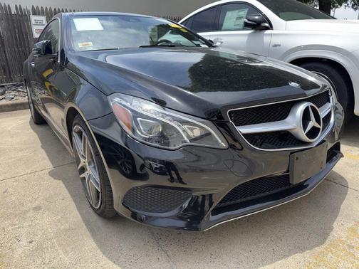Black 2016 Mercedes-Benz E-Class 4MATIC