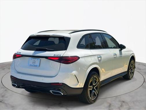 2025 Mercedes-Benz GLC 300 4MATIC