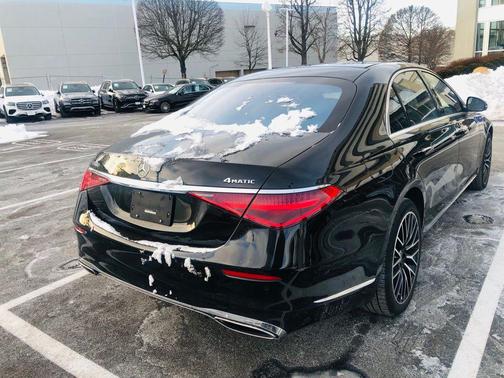 2022 Mercedes-Benz S-Class 4MATIC